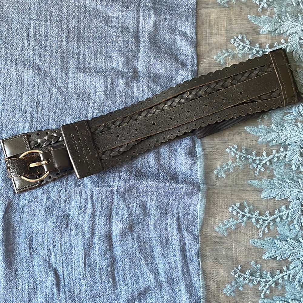 Black Beauty: Belt it up!